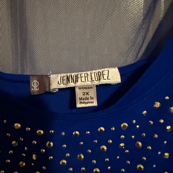 Jennifer Lopez Size 2X Beautiful Rhinestone top, Great for a night out! - Picture 2 of 2